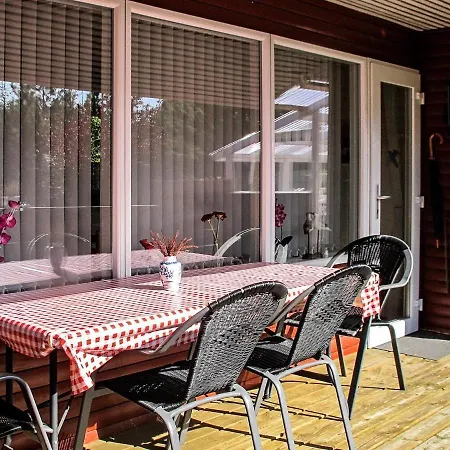 6 Person Holiday In *