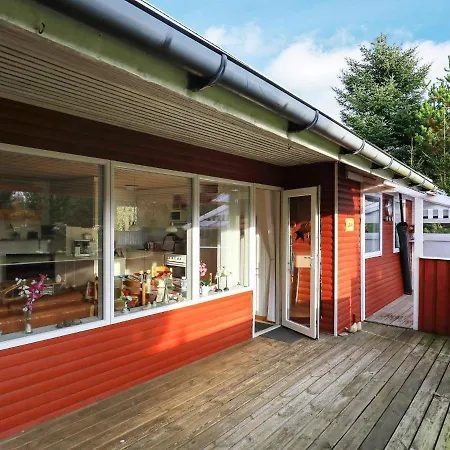 6 Person Holiday In Casa vacanze *
