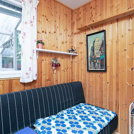 6 Person Holiday In *